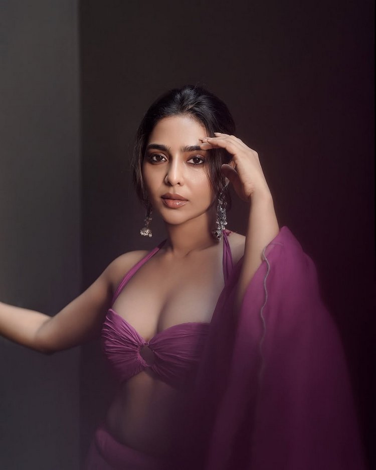 https://classifieds.jhalak.com/Uploads/PhotoGallery/13421/13421.jpg^https://classifieds.jhalak.com/Uploads/PhotoGallery/13421/Aishwarya Lakshmi’s fashion is sizzling hot, and you don’t want to miss it1.jpg^https://classifieds.jhalak.com/Uploads/PhotoGallery/13421/Aishwarya Lakshmi’s fashion is sizzling hot, and you don’t want to miss it2.jpg^https://classifieds.jhalak.com/Uploads/PhotoGallery/13421/Aishwarya Lakshmi’s fashion is sizzling hot, and you don’t want to miss it3.jpg^https://classifieds.jhalak.com/Uploads/PhotoGallery/13421/Aishwarya Lakshmi’s fashion is sizzling hot, and you don’t want to miss it4.jpg^https://classifieds.jhalak.com/Uploads/PhotoGallery/13421/Aishwarya Lakshmi’s fashion is sizzling hot, and you don’t want to miss it5.jpg^